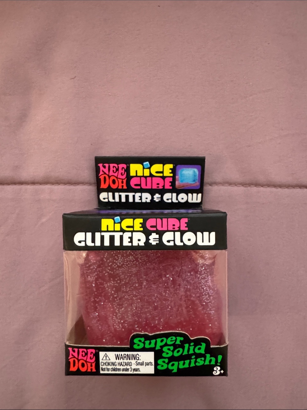 Nice Cube Glitter & Glow Super Solid Squish - Pink